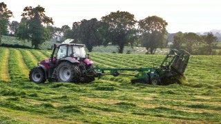 Minimising contamination of  silage crops