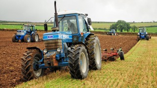Machinery Focus: Video – Big Fords and classic tillage