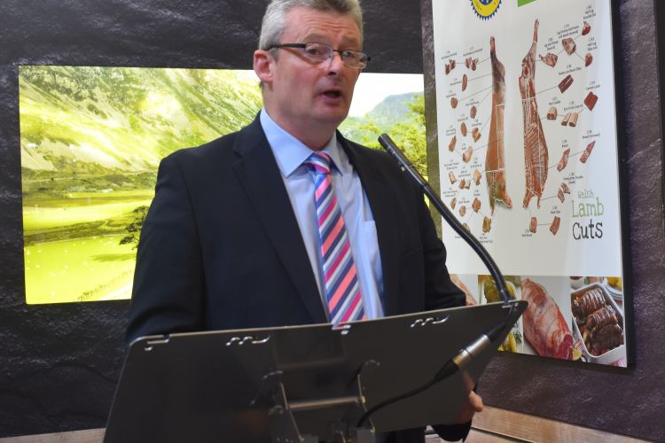Gwyn Howells honoured for contribution to the Welsh red meat industry