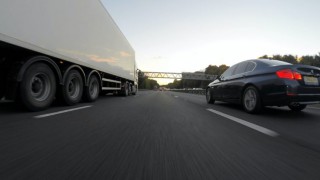 Government announces new measures to ‘ramp up’ HGV driver testing
