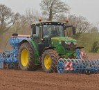 Warm weather brings threat of BYDV for cereal growers