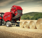 Case introduces new top end variable chamber balers