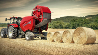 Case introduces new top end variable chamber balers