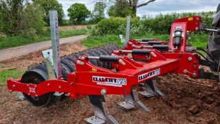 Shallow subsoiling with Spaldings’ latest Flatlift design