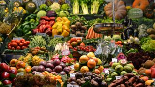 FAO: Fifth consecutive drop in world food commodity prices