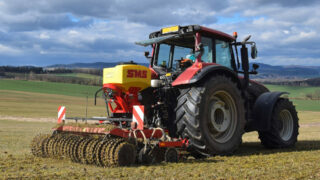 A charge of new Czech implements at SIMA