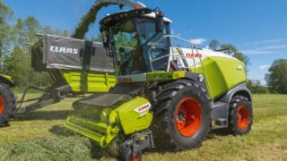 Variable-speed pick up option for Claas Jaguar 900