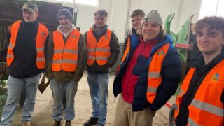 Farmers seek 4×4 vehicles to send to Ukraine