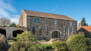 23ac 2 Blackfaulds Farm hits the Scottish market