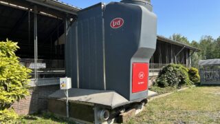 Precision fertiliser and ammonia emission reduction tool