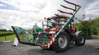 Vogelsang slurry booms offer simplicity and strength