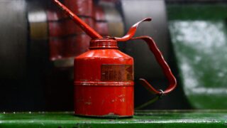 Kramp and Shell deal to simplify the engine-oil buying process