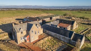 5ac with farmhouse and outbuildings enters the Scottish market