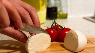 There are opportunities in mozzarella for British exporters – AHDB