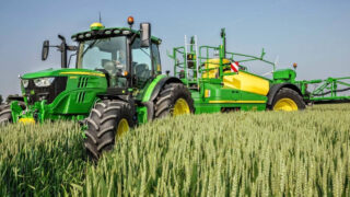 John Deere plans large display for Cereals 2024