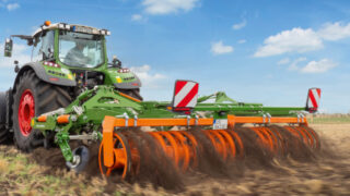 Latest Amazone Cenio cultivator folds for transport