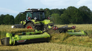 Photos: Augers or belts? Claas expands mower range with both