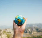 Global report: Farmers challenged by weather and input costs