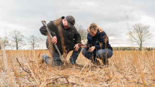 Two companies sign European organic fertiliser agreement