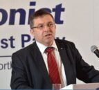 DAERA and Defra approaches to tacking TB ‘poles apart’