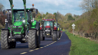 New VR tractor hazard test developed for learner drivers